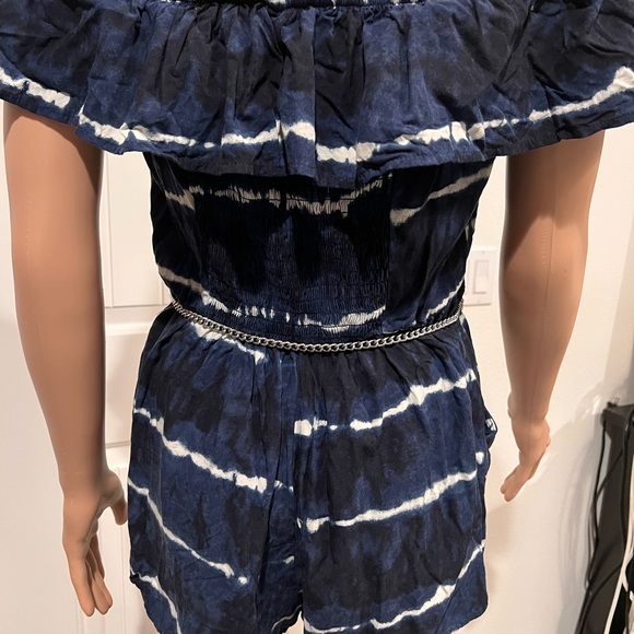 Xhilaration tie dye off the shoulder romper - Picture 8 of 13